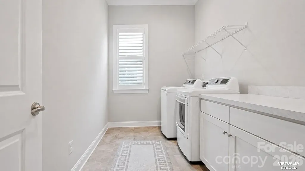 261 Stone Mountain Way Denver NC 28037