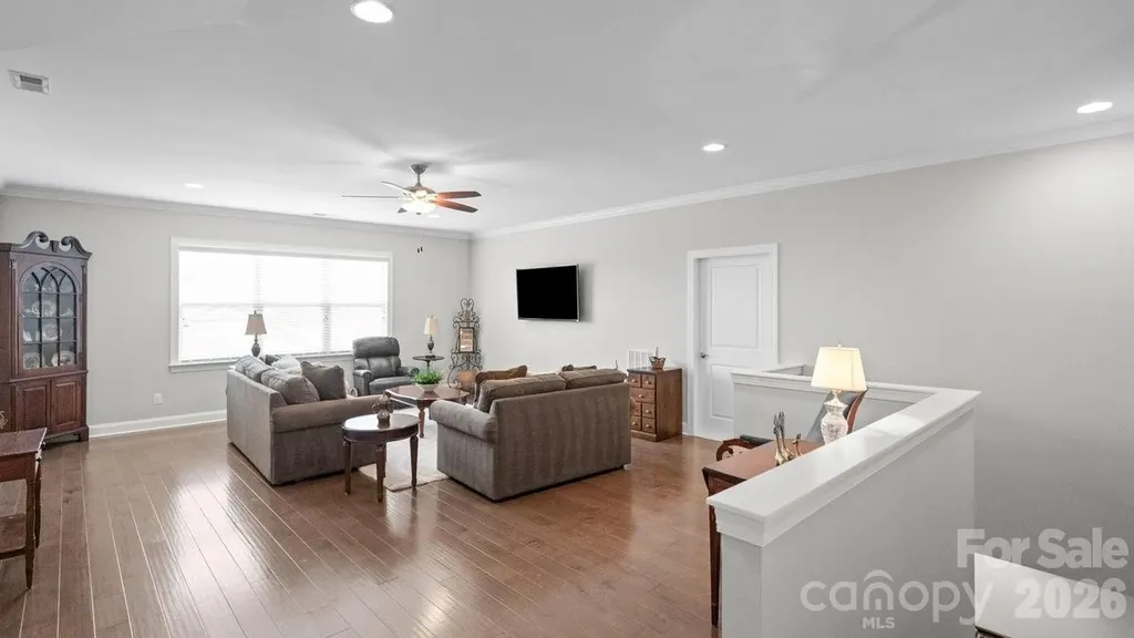 261 Stone Mountain Way Denver NC 28037