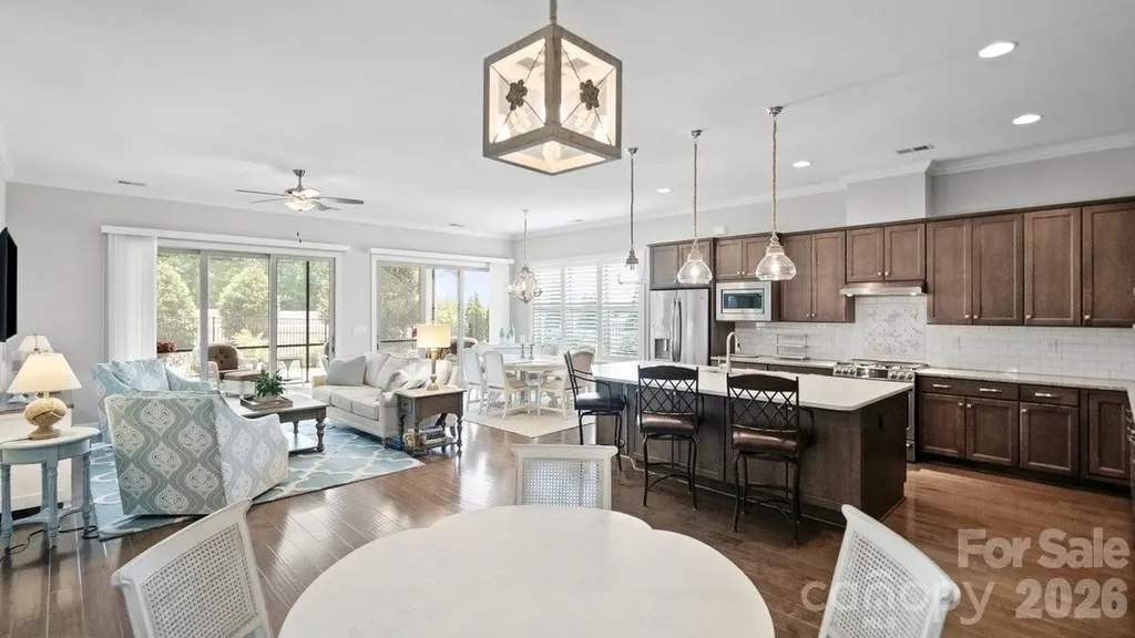 261 Stone Mountain Way Denver NC 28037