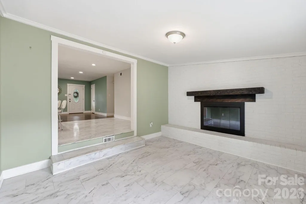 4116 Tipperary Place Charlotte NC 28215