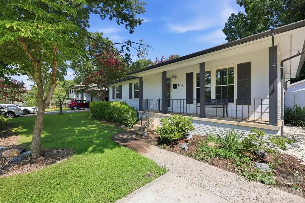 4116 Tipperary Place Charlotte NC 28215