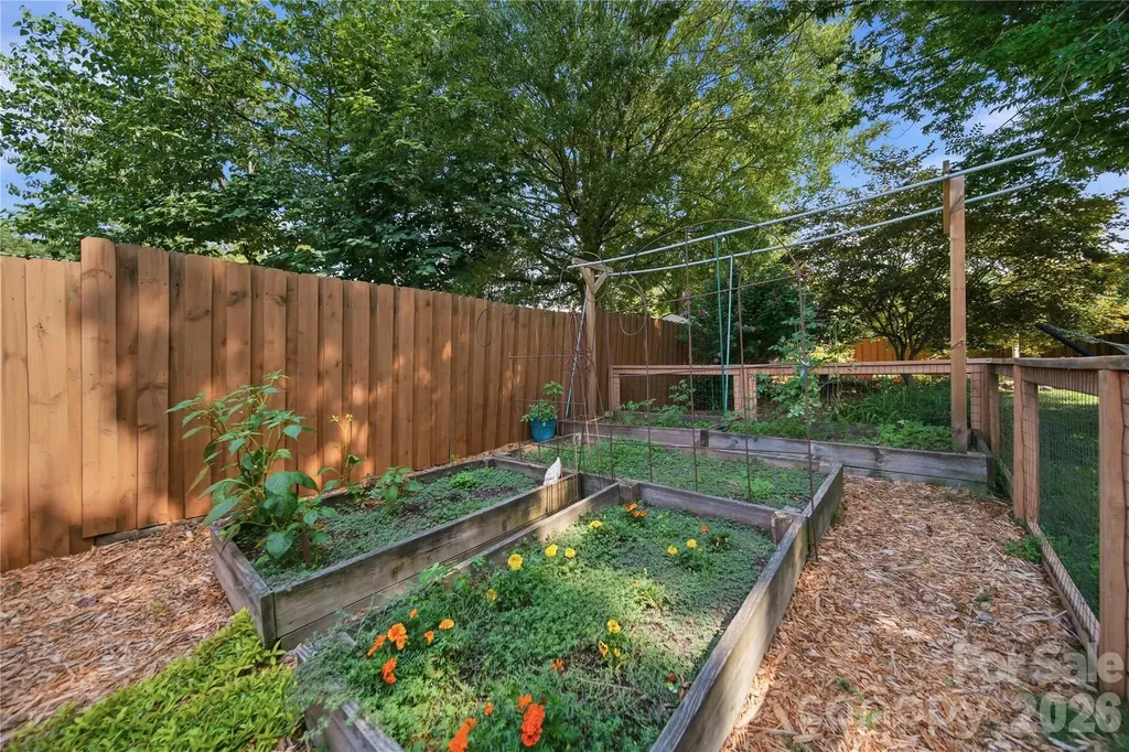 13707 Seaton Drive Charlotte NC 28227