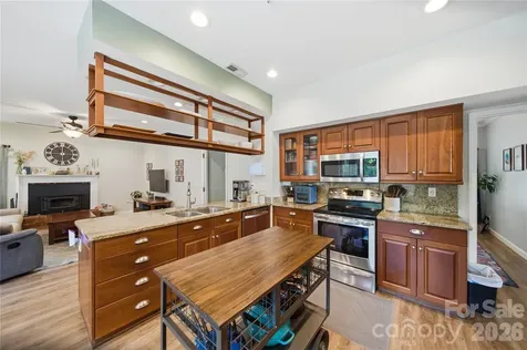 13707 Seaton Drive Charlotte NC 28227