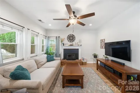 13707 Seaton Drive Charlotte NC 28227