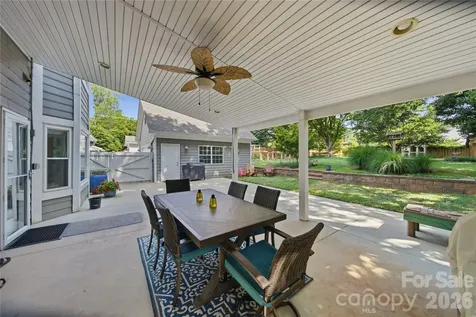 13707 Seaton Drive Charlotte NC 28227