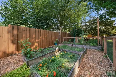 13707 Seaton Drive Charlotte NC 28227