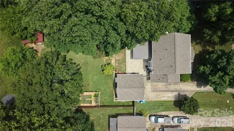 13707 Seaton Drive Charlotte NC 28227