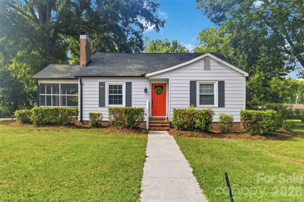 201 W Elm Street Wingate NC 28174