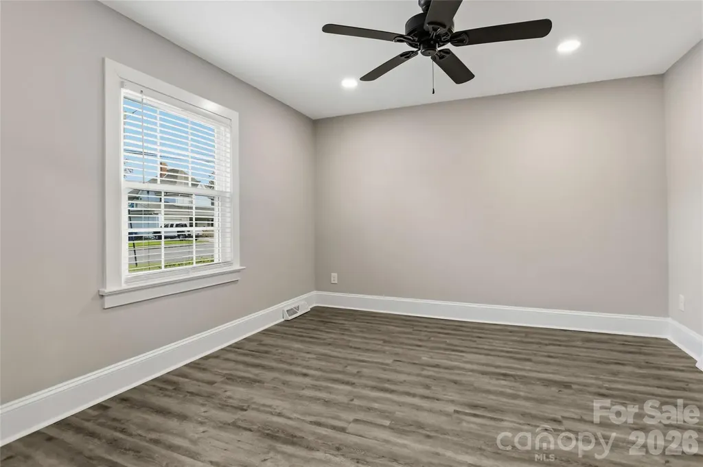 201 W Elm Street Wingate NC 28174