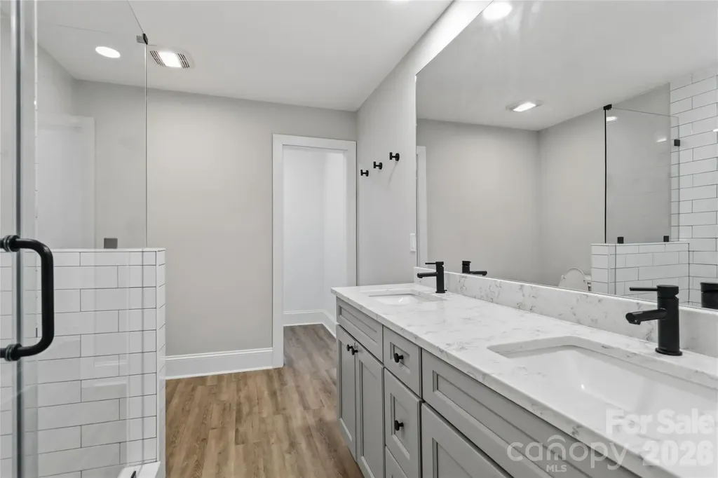 201 W Elm Street Wingate NC 28174