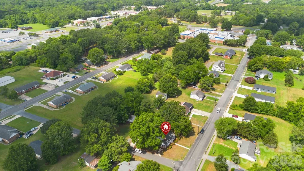 201 W Elm Street Wingate NC 28174