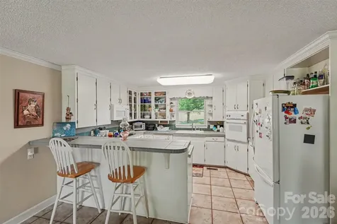 591 Mullis Road Union Grove NC 28689