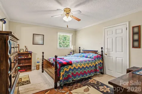 591 Mullis Road Union Grove NC 28689