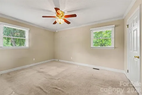 591 Mullis Road Union Grove NC 28689