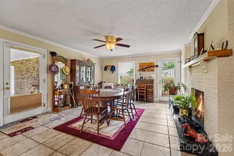 591 Mullis Road Union Grove NC 28689