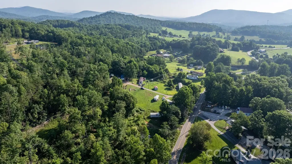 14 Calhoun Drive Marion NC 28752