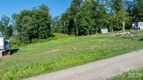 14 Calhoun Drive Marion NC 28752
