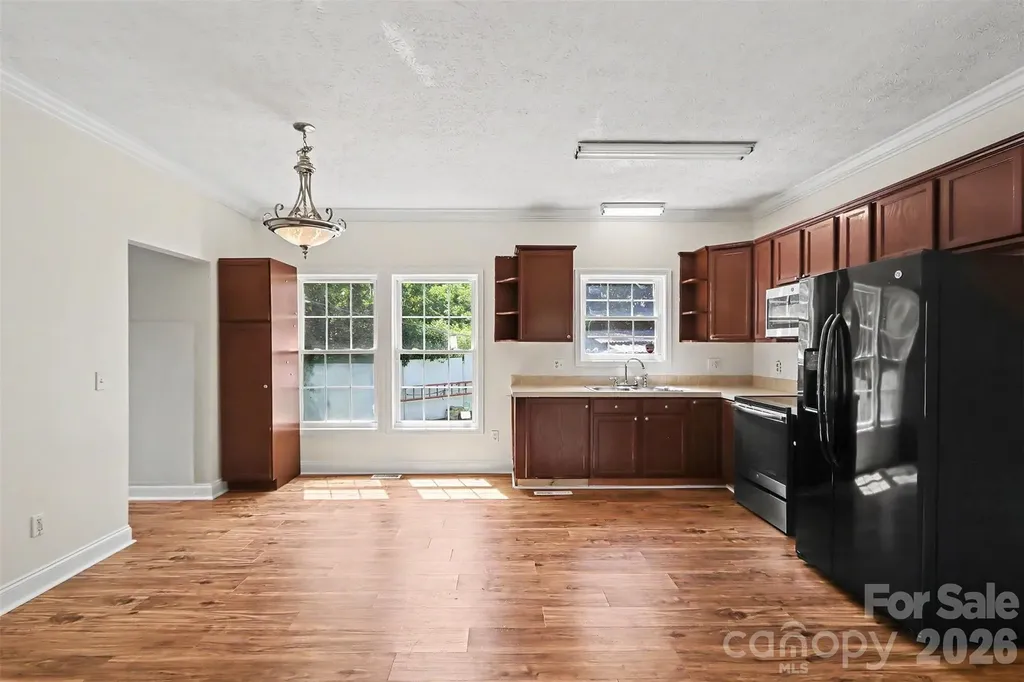 227 Hilltop Avenue SW Concord NC 28025