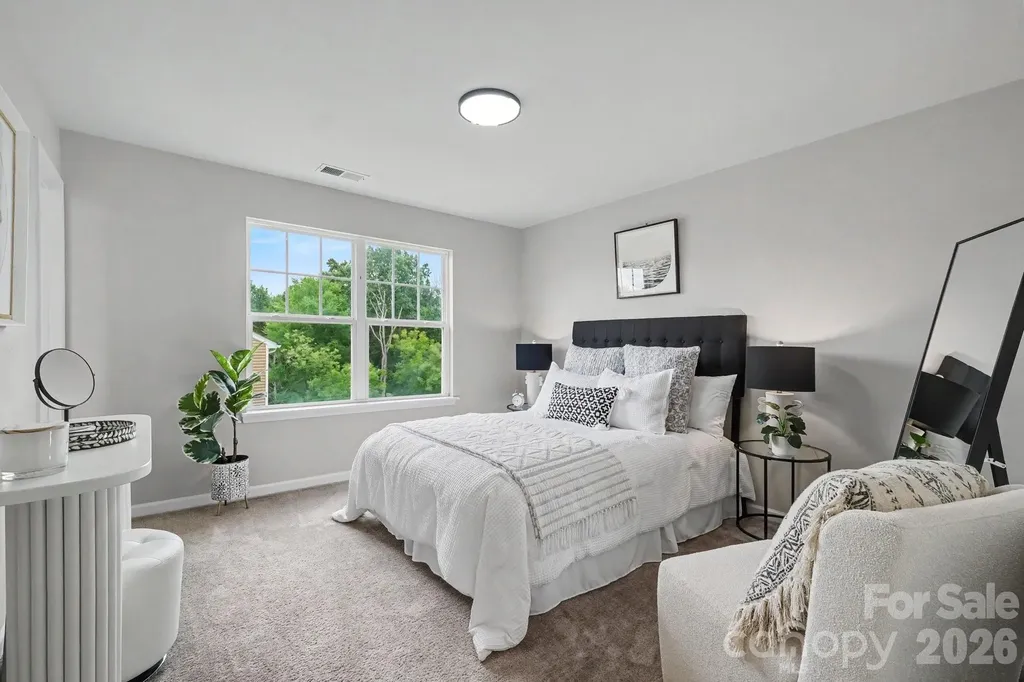 6411 Revolutionary Trail Charlotte NC 28217