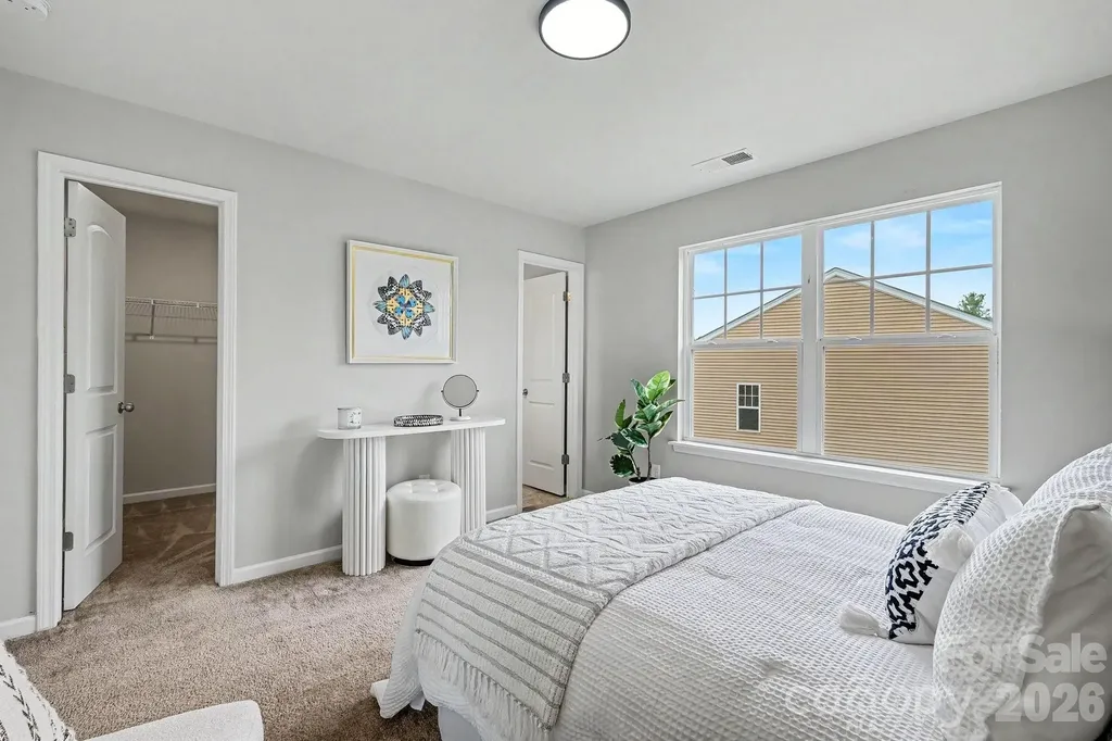 6411 Revolutionary Trail Charlotte NC 28217