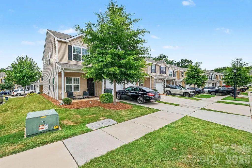 6411 Revolutionary Trail Charlotte NC 28217