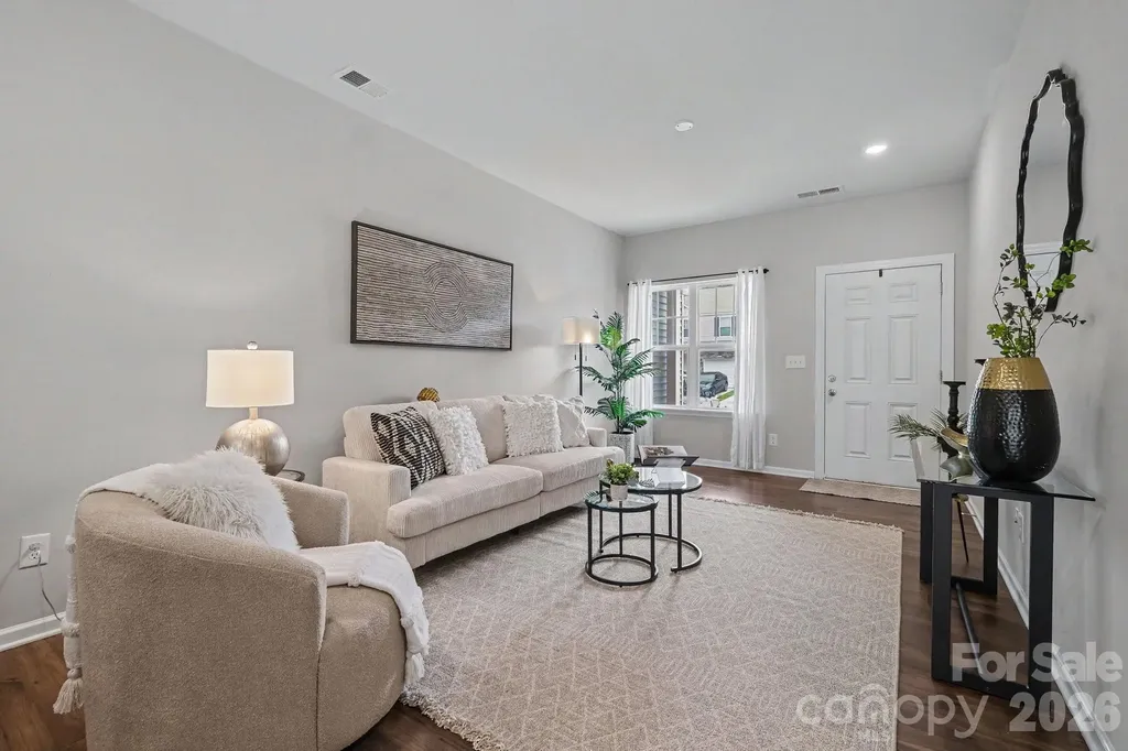 6411 Revolutionary Trail Charlotte NC 28217
