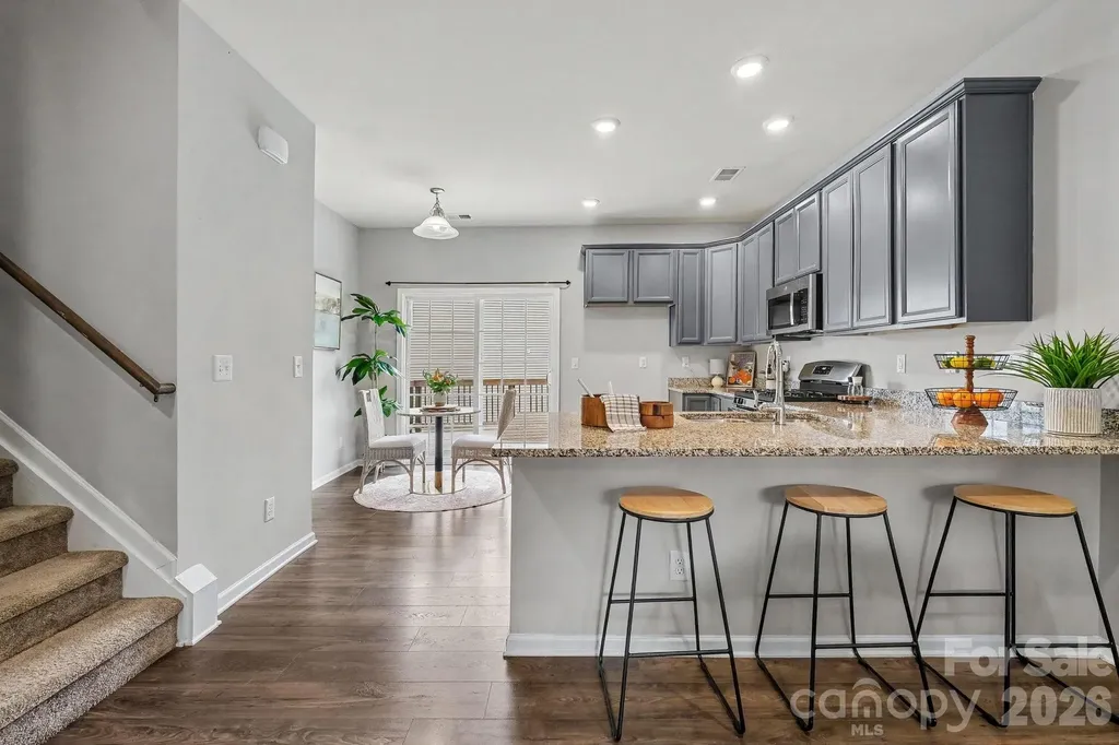 6411 Revolutionary Trail Charlotte NC 28217