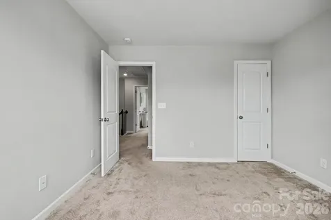 6411 Revolutionary Trail Charlotte NC 28217