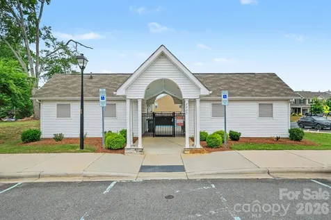 6411 Revolutionary Trail Charlotte NC 28217