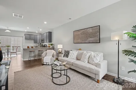 6411 Revolutionary Trail Charlotte NC 28217