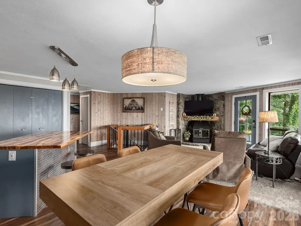 153 Windalier Lane Waynesville NC 28786