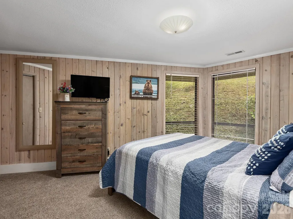 153 Windalier Lane Waynesville NC 28786