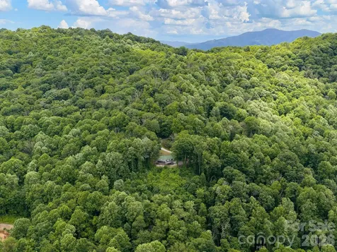 153 Windalier Lane Waynesville NC 28786