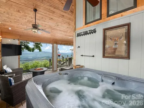 153 Windalier Lane Waynesville NC 28786