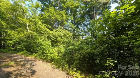 00 Chestnut Walk Waynesville NC 28786