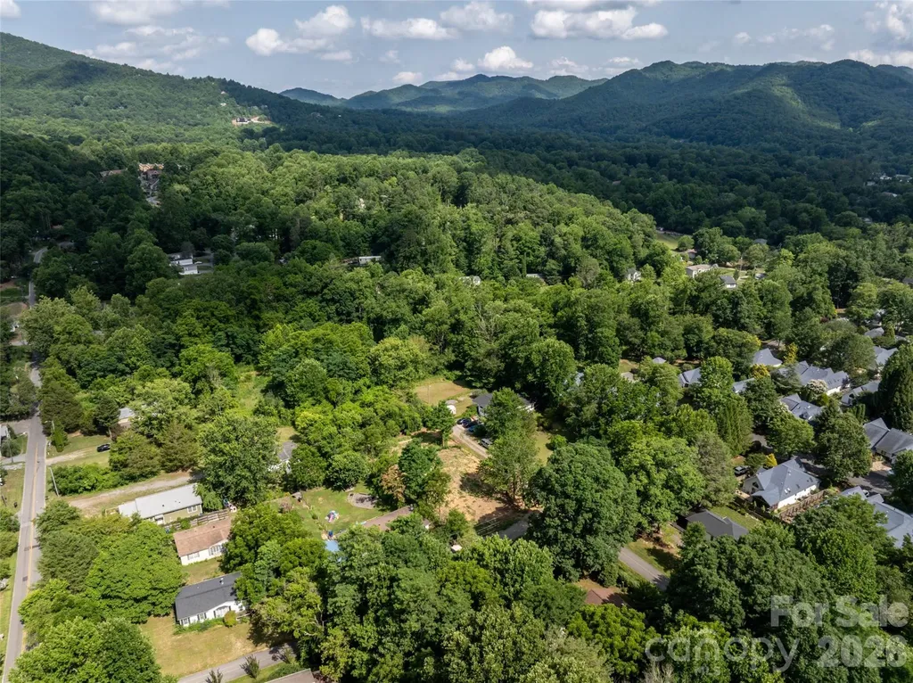 25 John Myra Avenue Black Mountain NC 28711