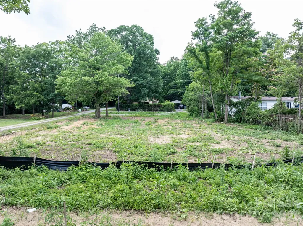 25 John Myra Avenue Black Mountain NC 28711