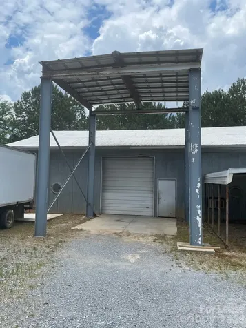 2348 Mariposa Road Stanley NC 28164