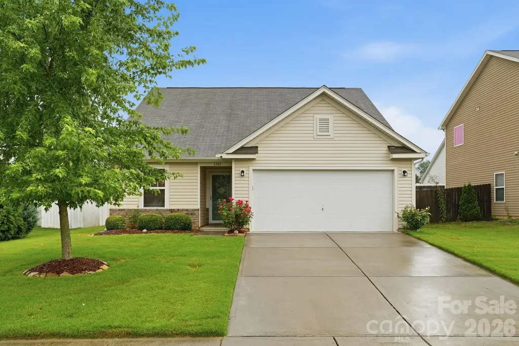 Landis NC, 1707 Sawtooth Court