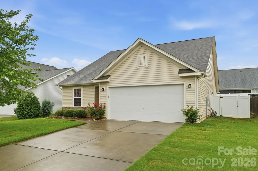 1707 Sawtooth Court Landis NC 28088