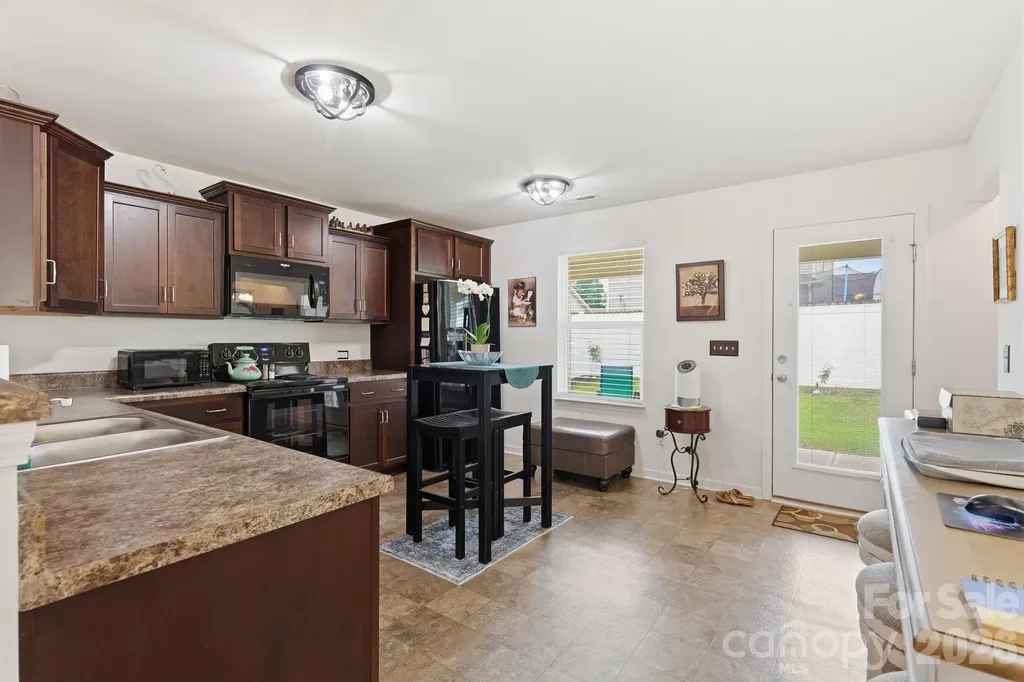 1707 Sawtooth Court Landis NC 28088