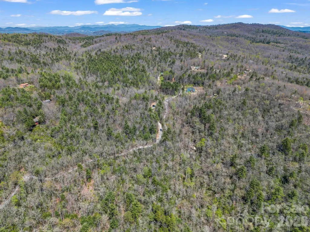 999 Bulling Creek Drive Hendersonville NC 28739