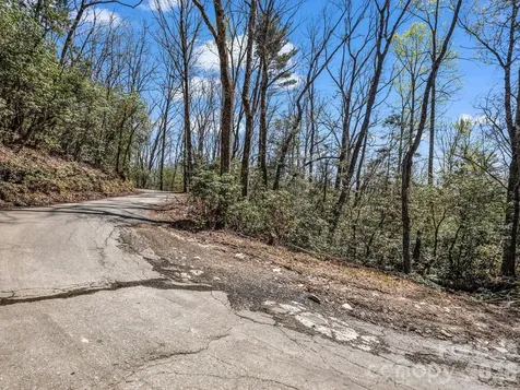 999 Bulling Creek Drive Hendersonville NC 28739