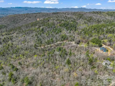 999 Bulling Creek Drive Hendersonville NC 28739