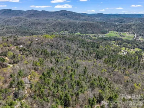 999 Bulling Creek Drive Hendersonville NC 28739