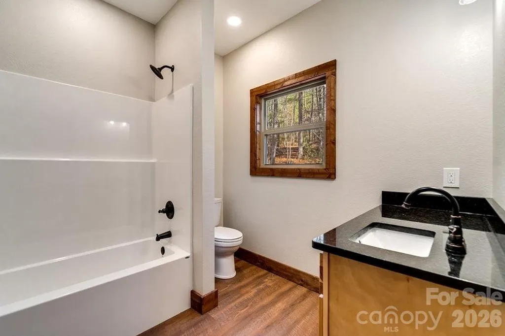 397 Kennelly Loop Murphy NC 28906