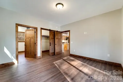 397 Kennel Loop Murphy NC 28906