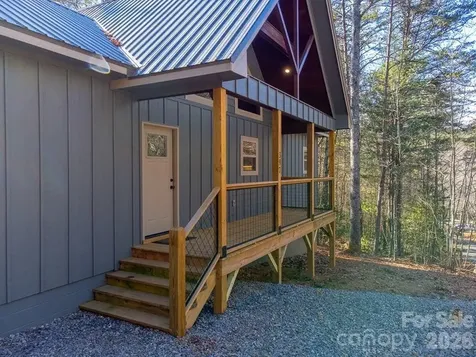 397 Kennel Loop Murphy NC 28906