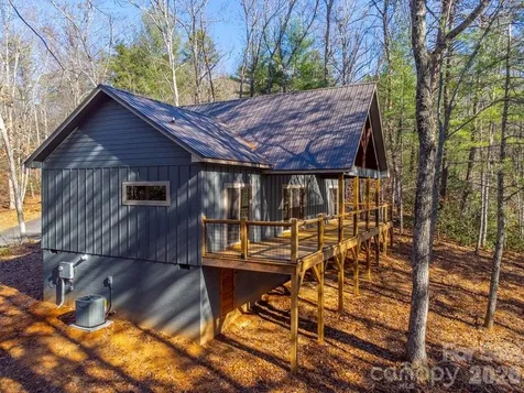 397 Kennelly Loop Murphy NC 28906