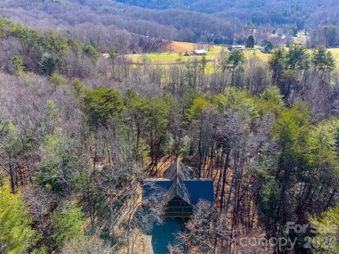 397 Kennelly Loop Murphy NC 28906